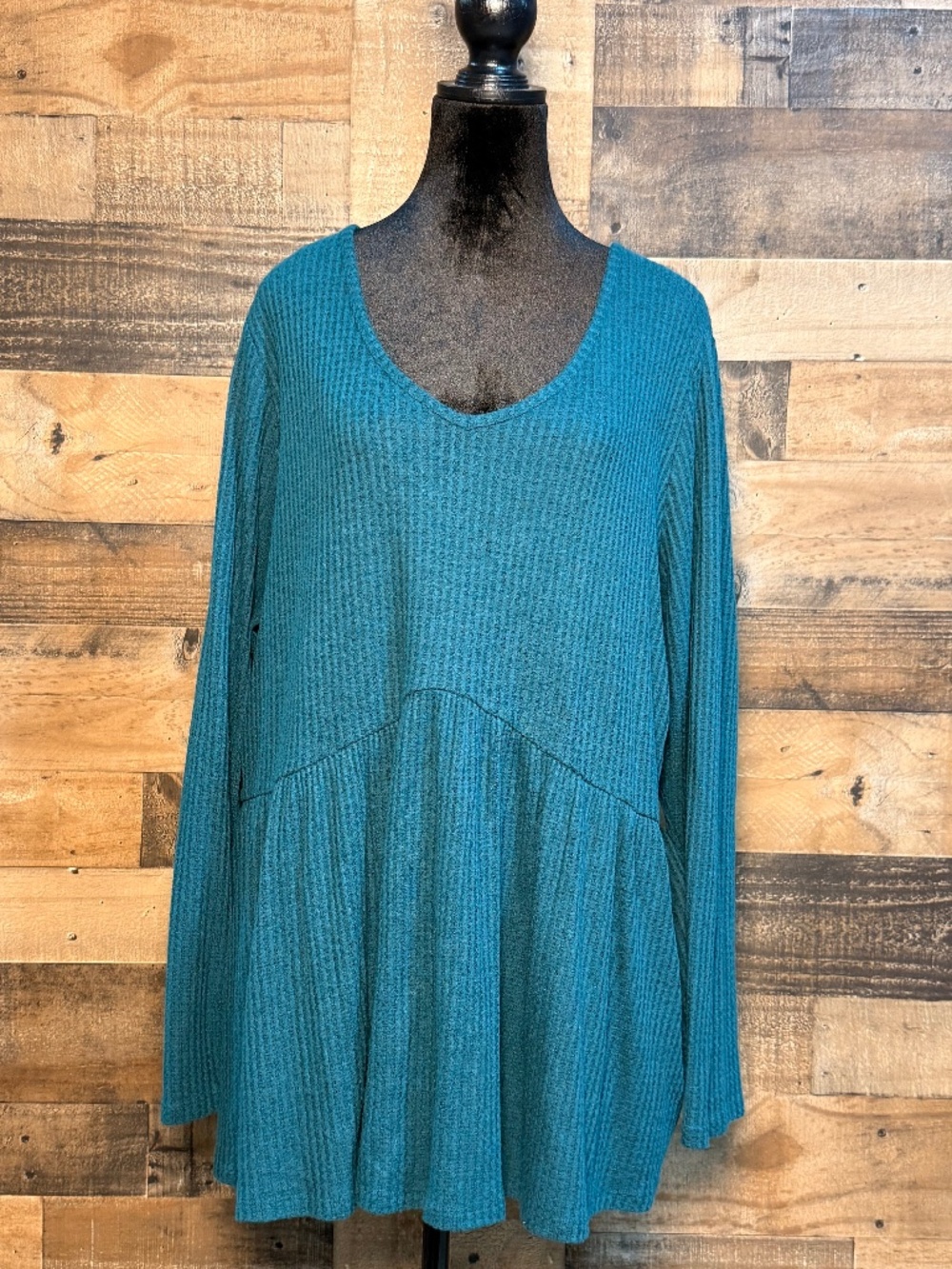 Lane Bryant Women's Teal Blue Long Sleeve Pleated Shirt 22/24 XXL